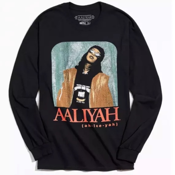 Urban Outfitters Tops - Urban outfitters Aaliyah vintage long sleeve black medium tee
